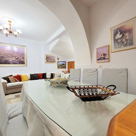 Marbi Guest House Gjirokastër Dış mekan fotoğraf