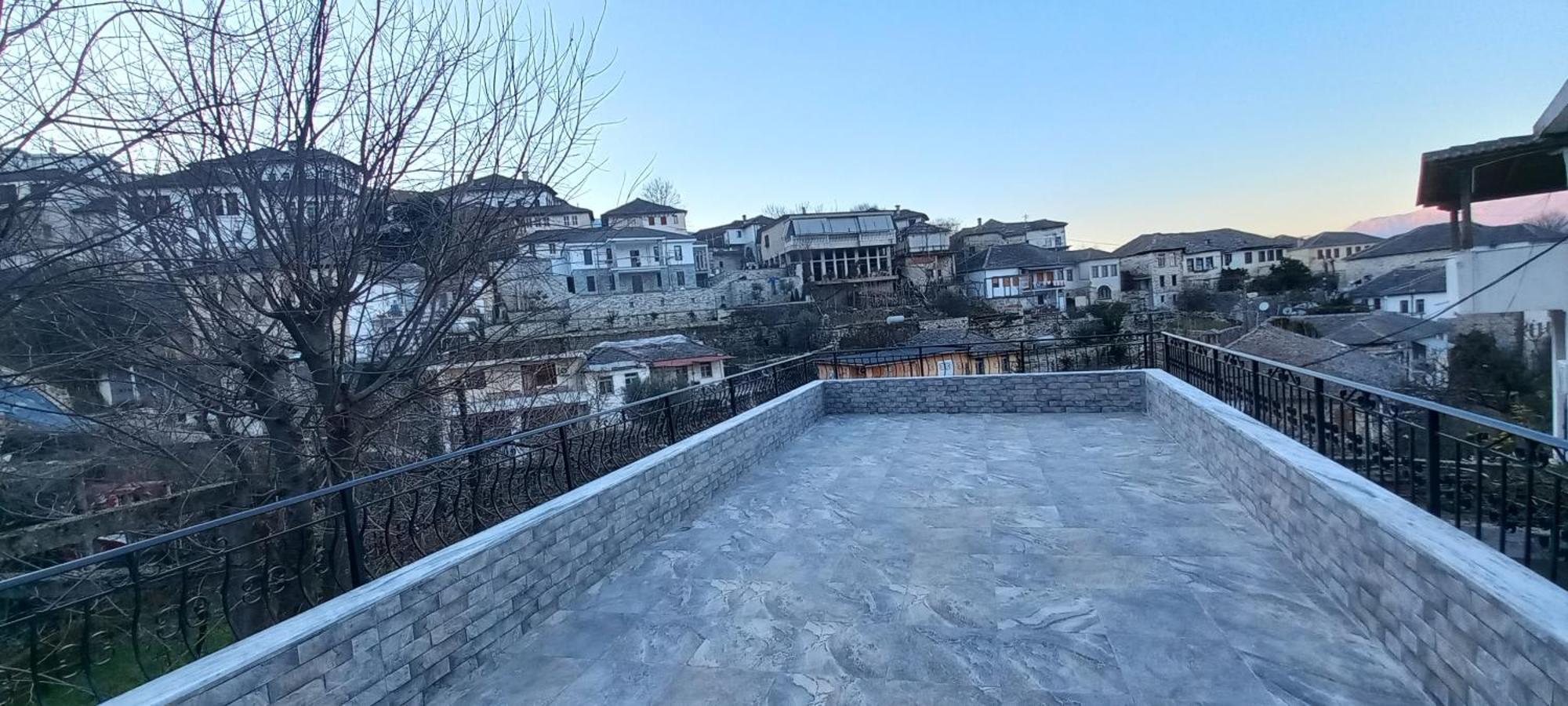 Marbi Guest House Gjirokastër Dış mekan fotoğraf