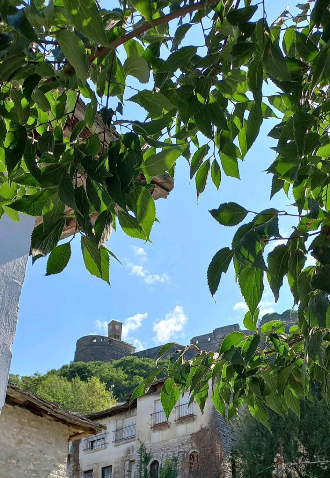Marbi Guest House Gjirokastër Dış mekan fotoğraf