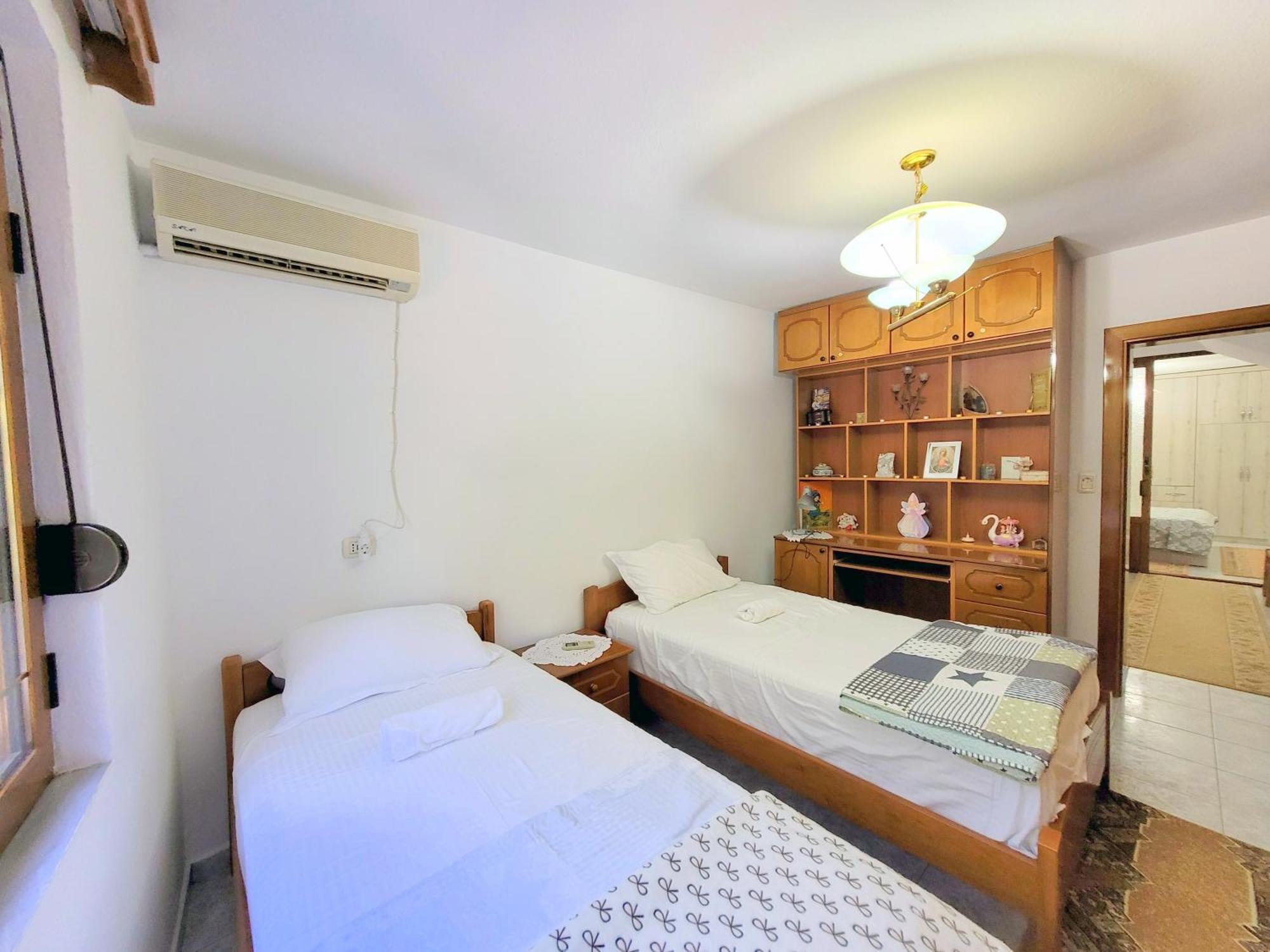 Marbi Guest House Gjirokastër Dış mekan fotoğraf