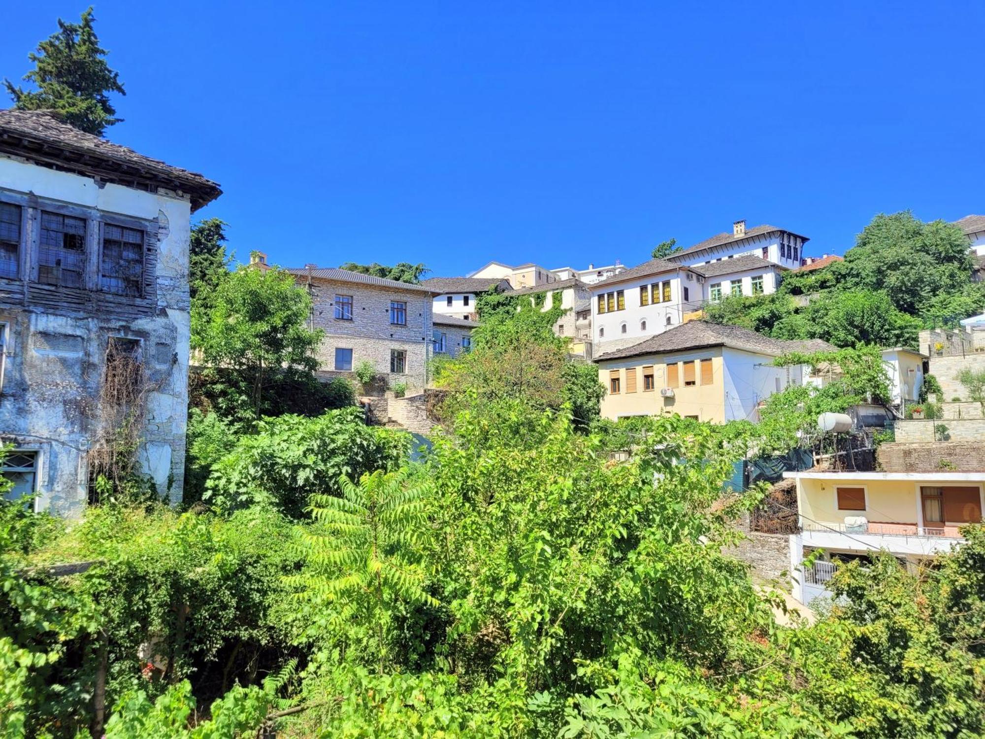 Marbi Guest House Gjirokastër Dış mekan fotoğraf