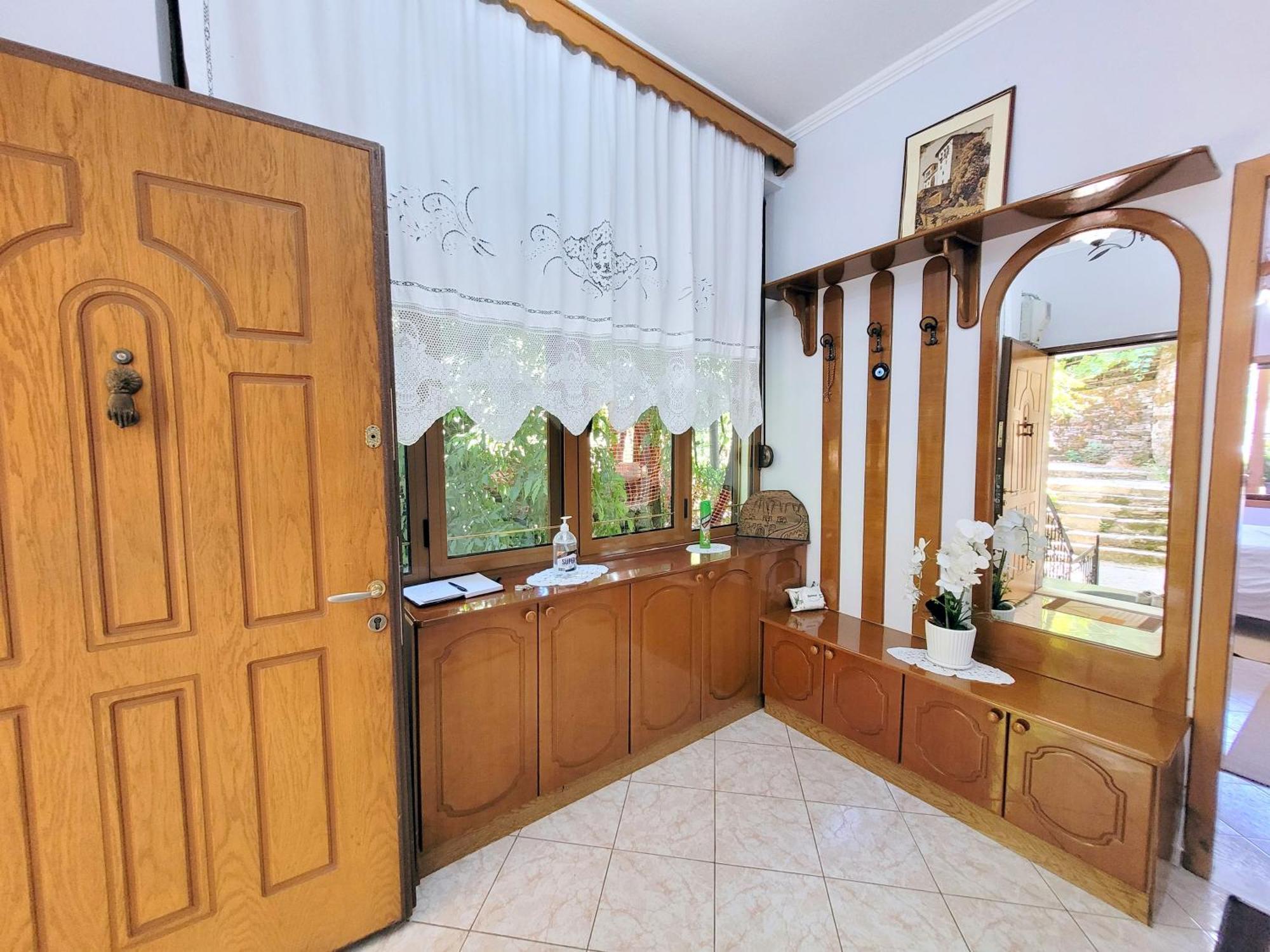 Marbi Guest House Gjirokastër Dış mekan fotoğraf